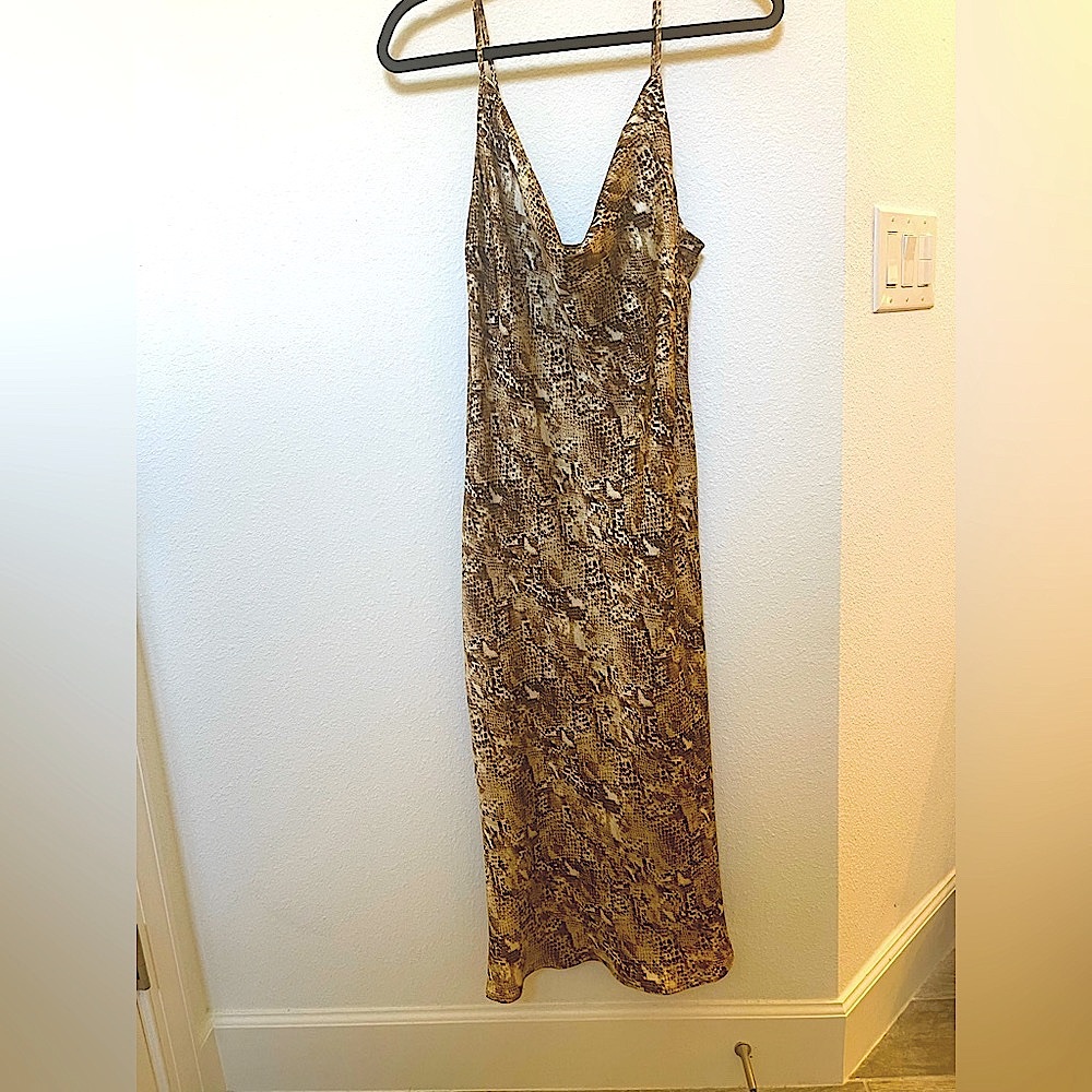 Reptile Print Spaghetti Strap Silky Like Midi Dress